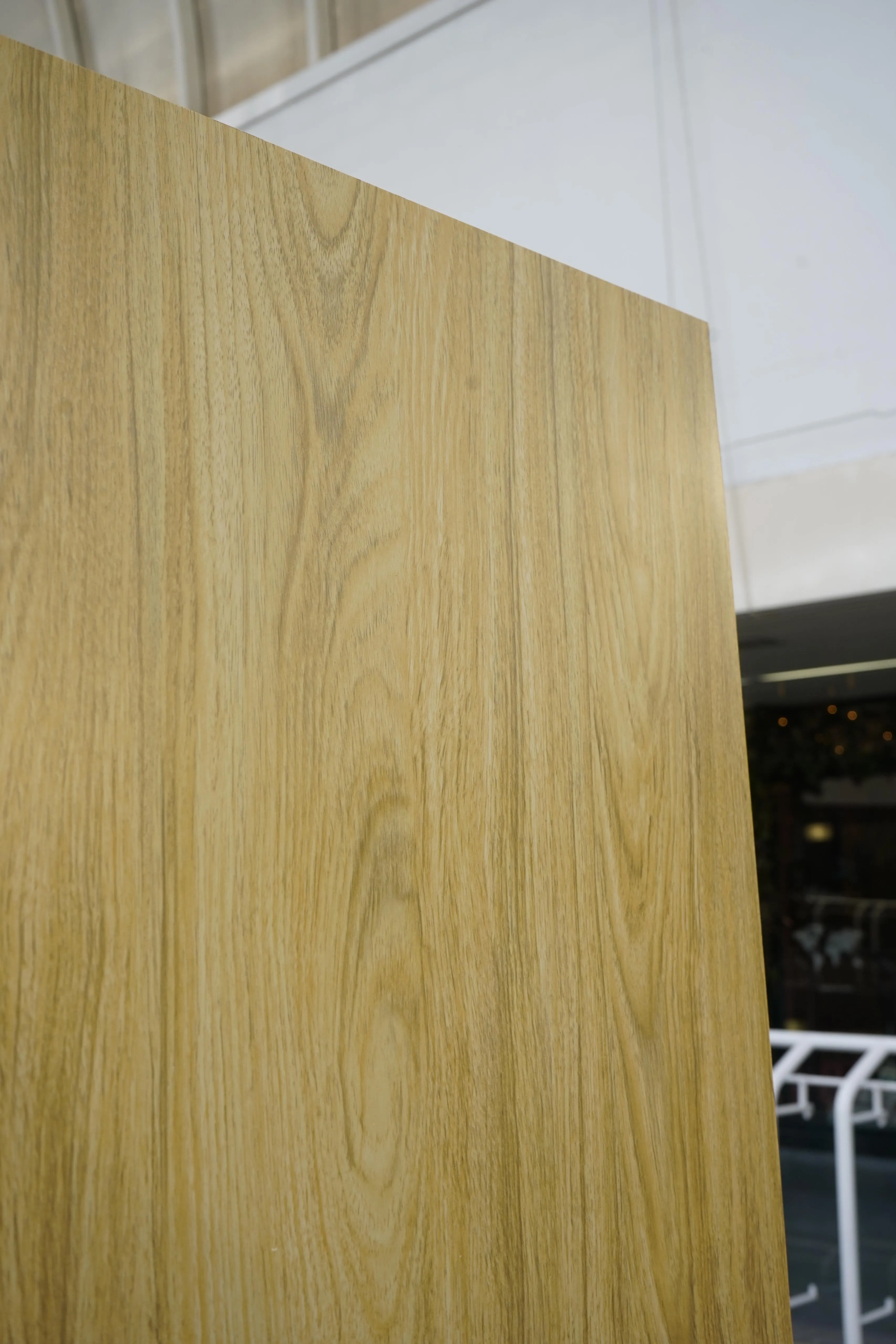 PVC Madera Miel Mate view 2